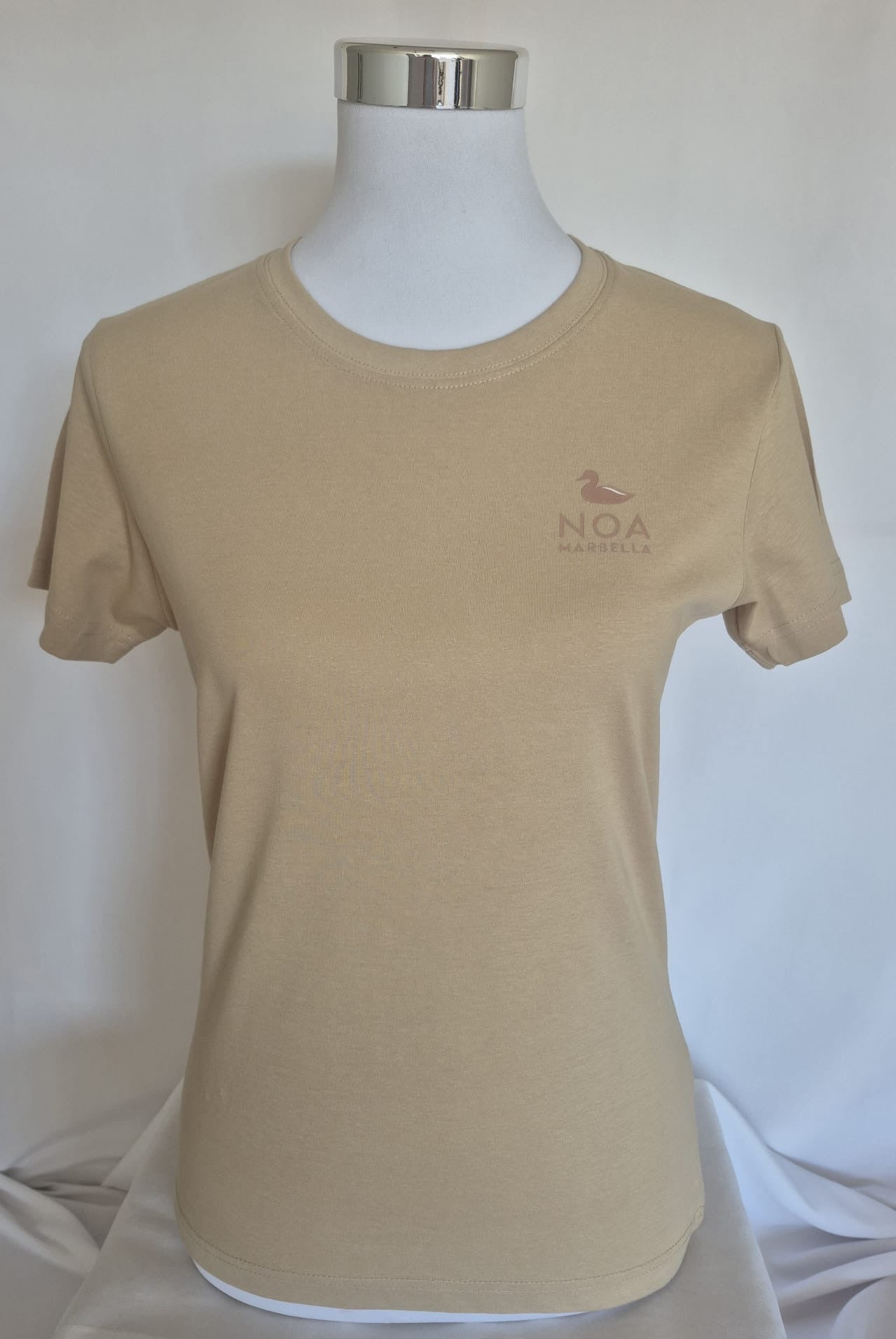 Noa Marbella Camiseta Mujer Logo Nombre - NOA Marbella