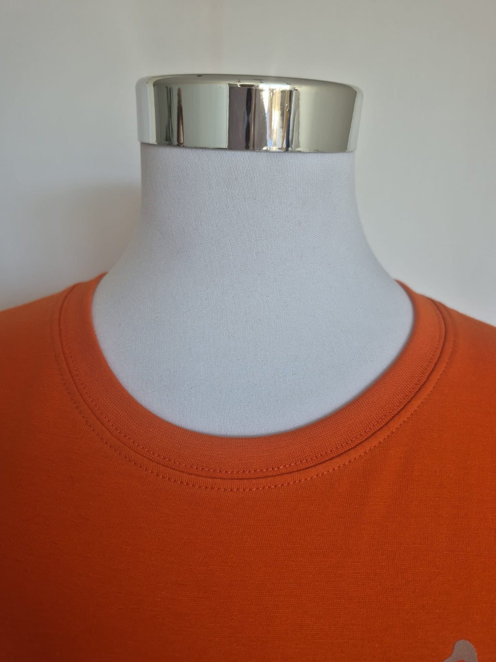 Noa Marbella Camiseta Mujer Logo Nombre - NOA Marbella