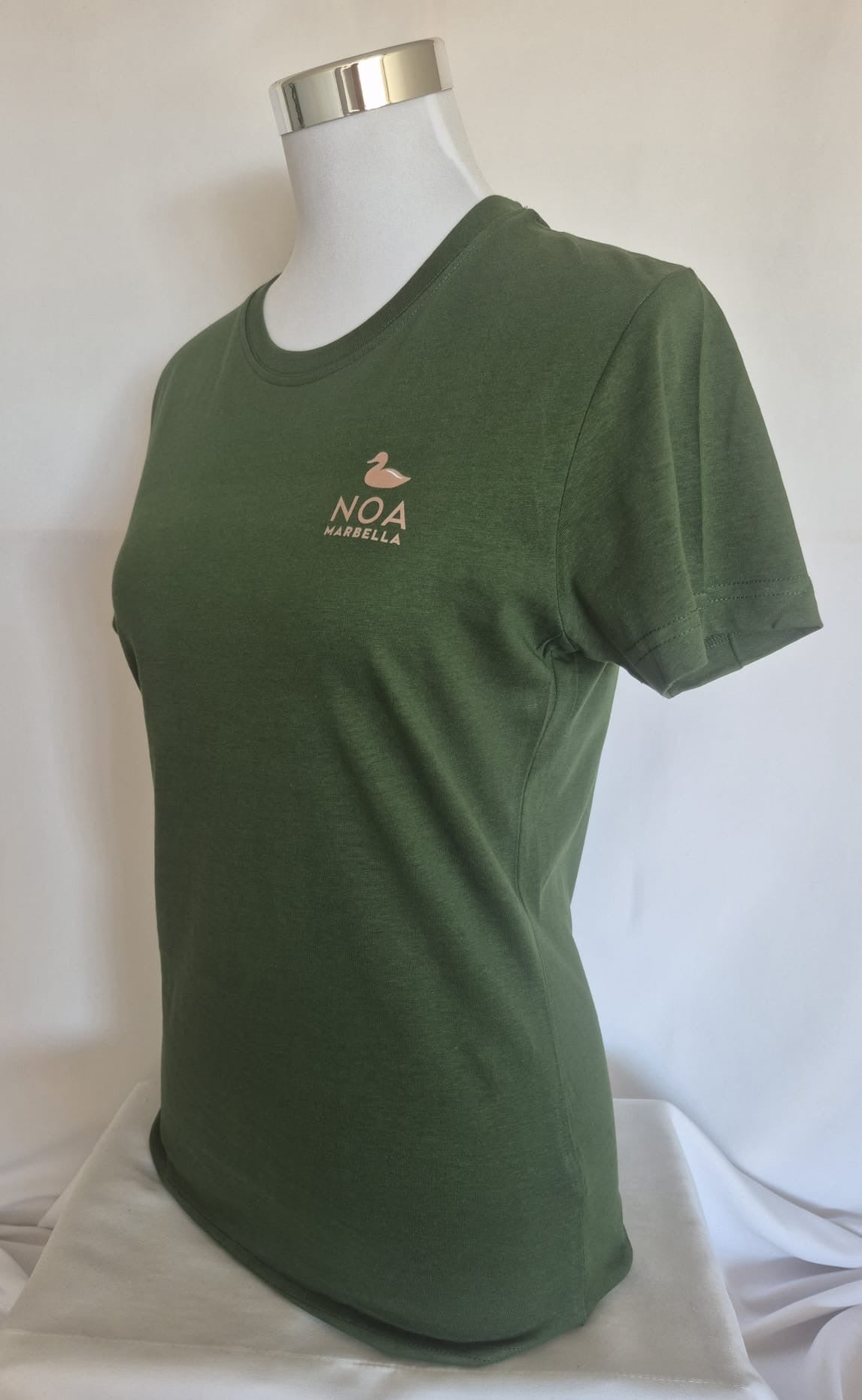 Noa Marbella Camiseta Mujer Logo Nombre - NOA Marbella