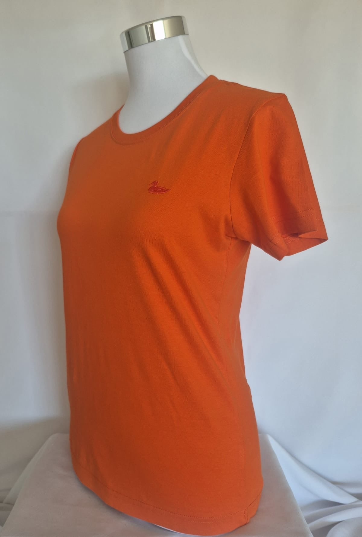 Noa Marbella Camiseta Mujer Logo Pato Bordado - NOA Marbella