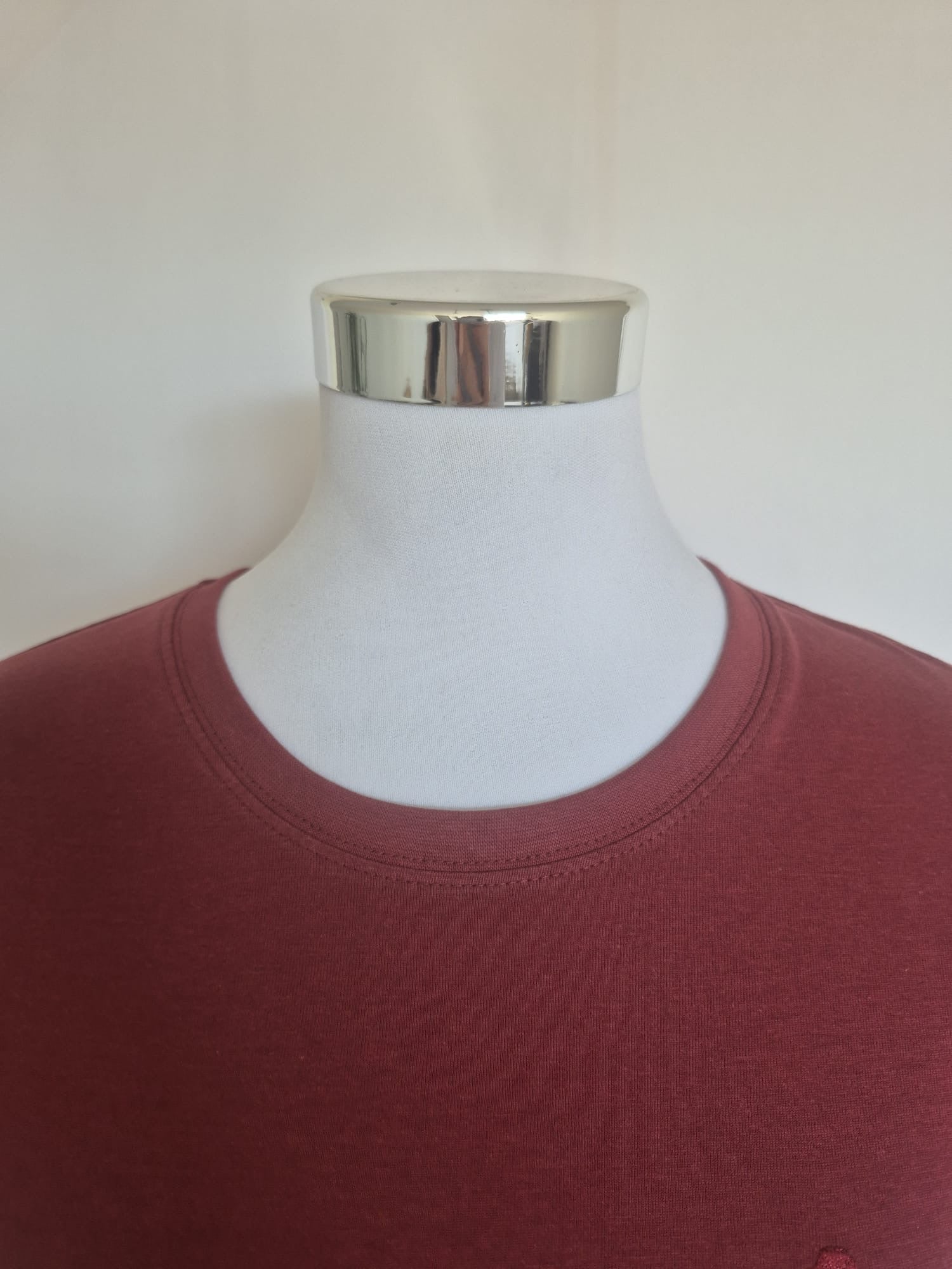 Noa Marbella Camiseta Mujer Logo Pato Bordado - NOA Marbella