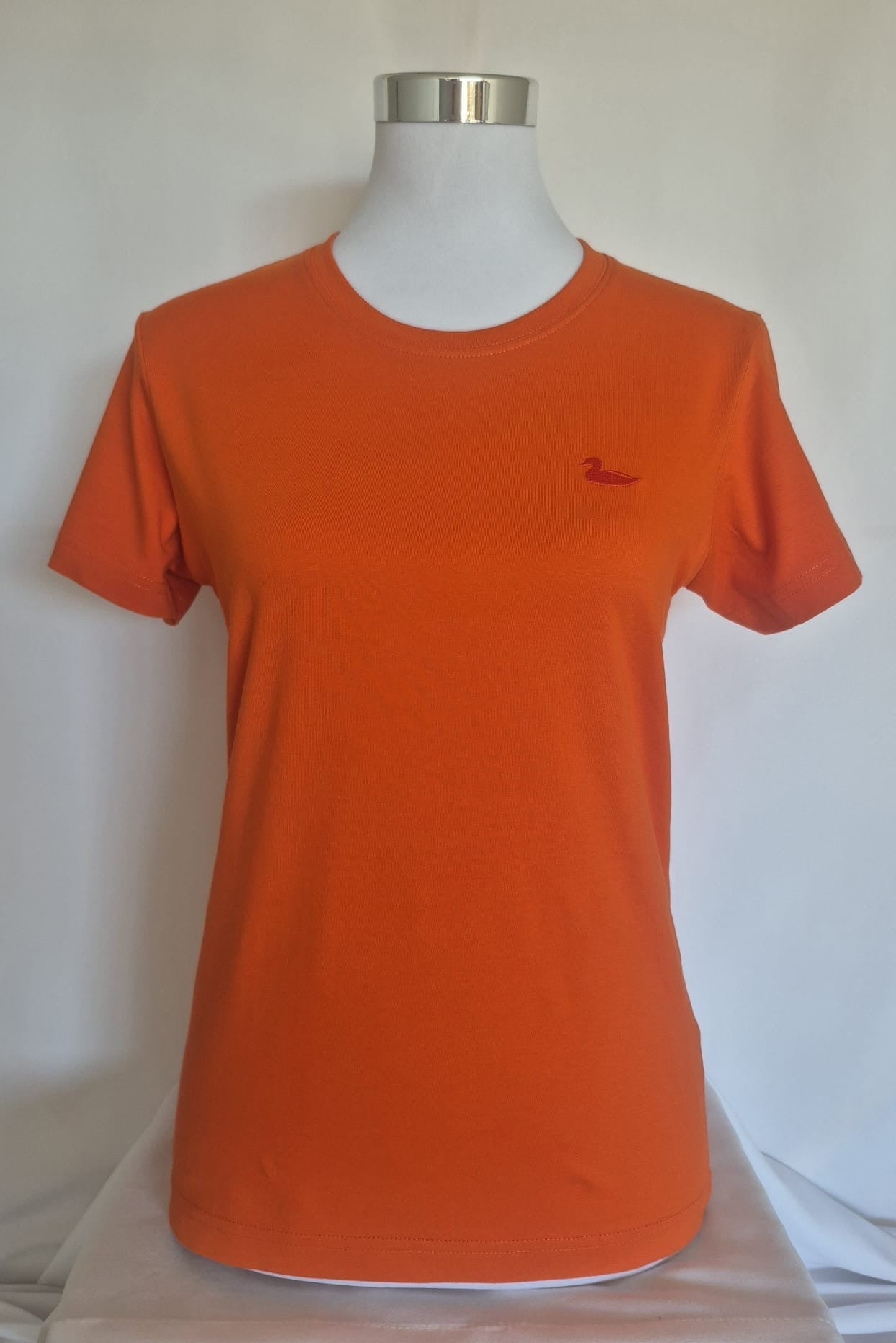 Noa Marbella Camiseta Mujer Logo Pato Bordado - NOA Marbella