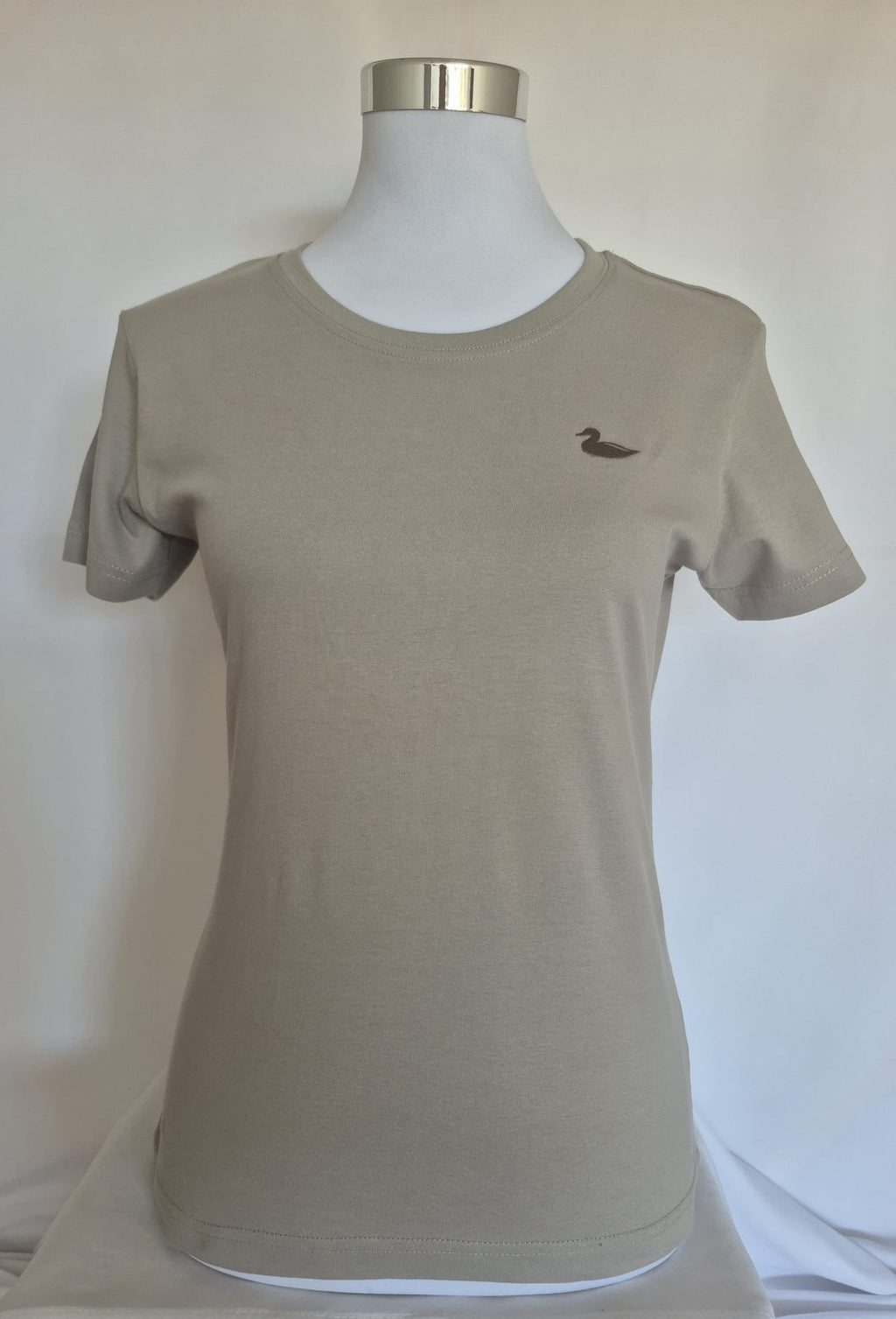 Noa Marbella Camiseta Mujer Logo Pato Bordado - NOA Marbella