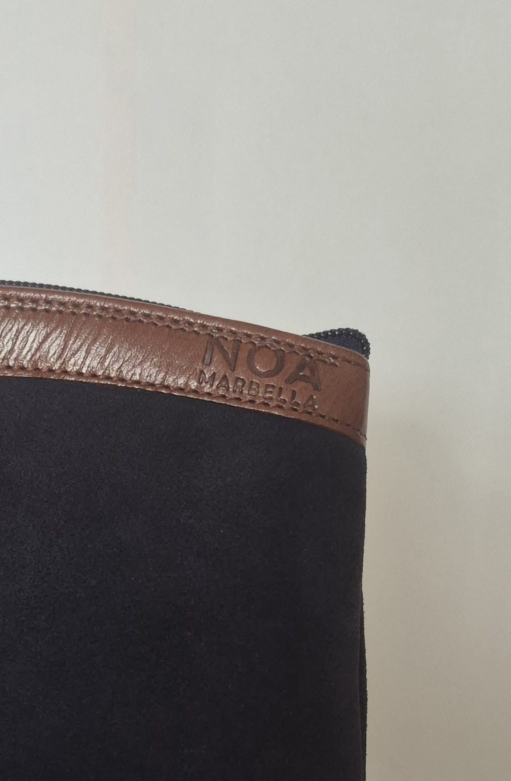 Noa Marbella Neceser Teresa Serraje - NOA Marbella